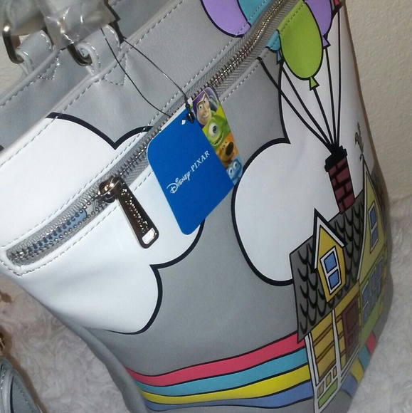 LAST 1 AVAILABLE Disney Pixar Up convertible bag - Picture 2 of 8